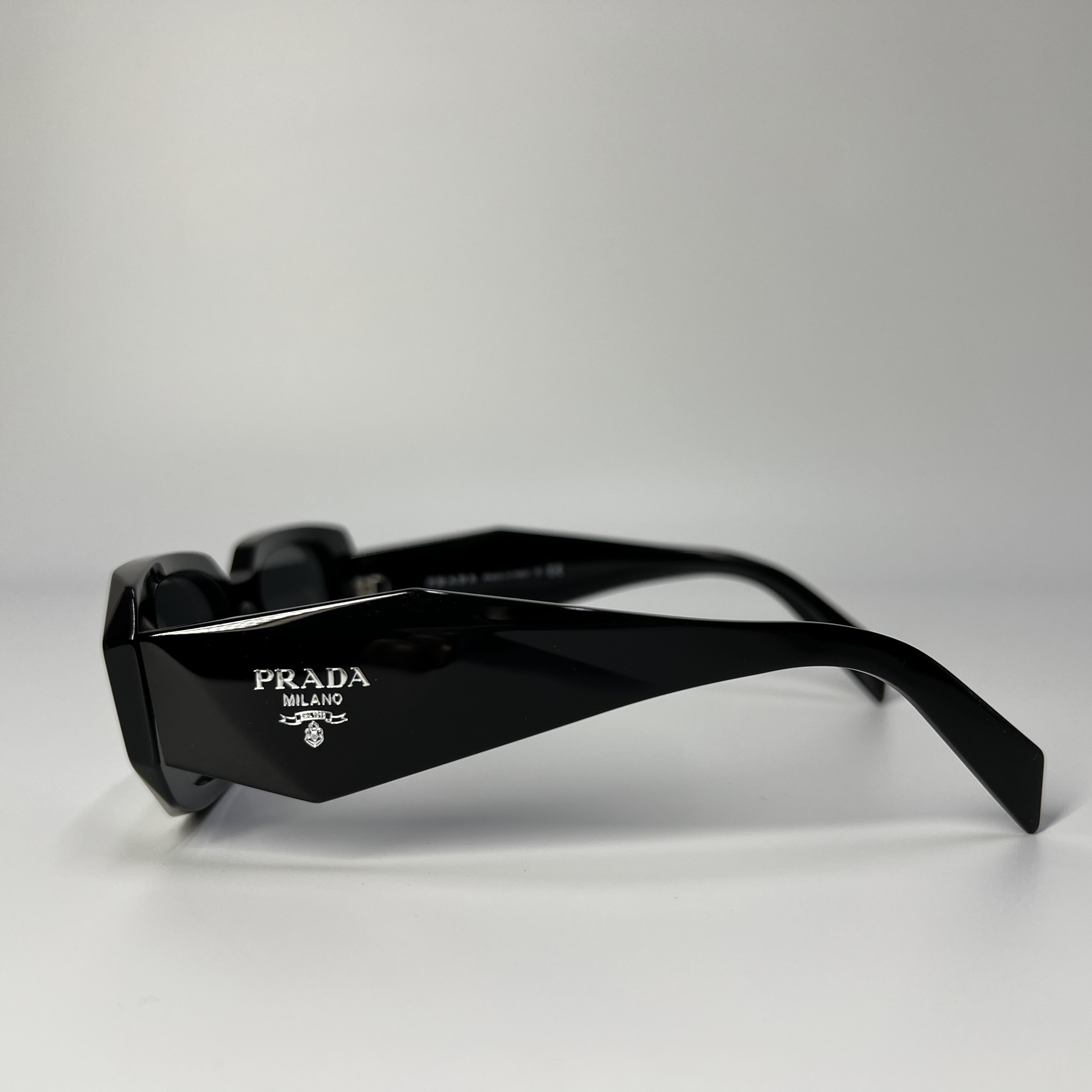 PRADA PR17WS 1AB5SO