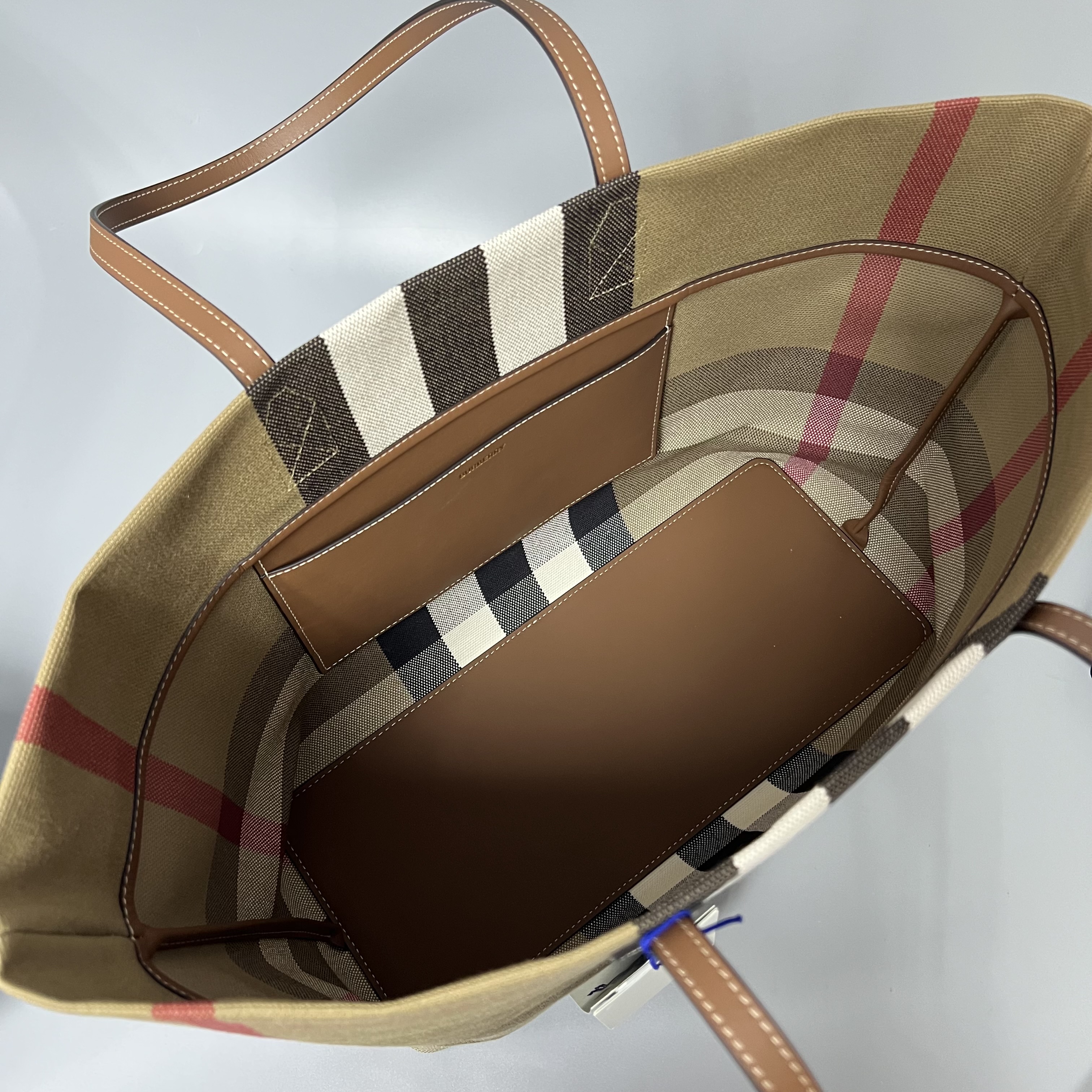 BURBERRY 80840471