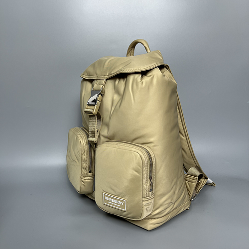 BURBERRY 8104490